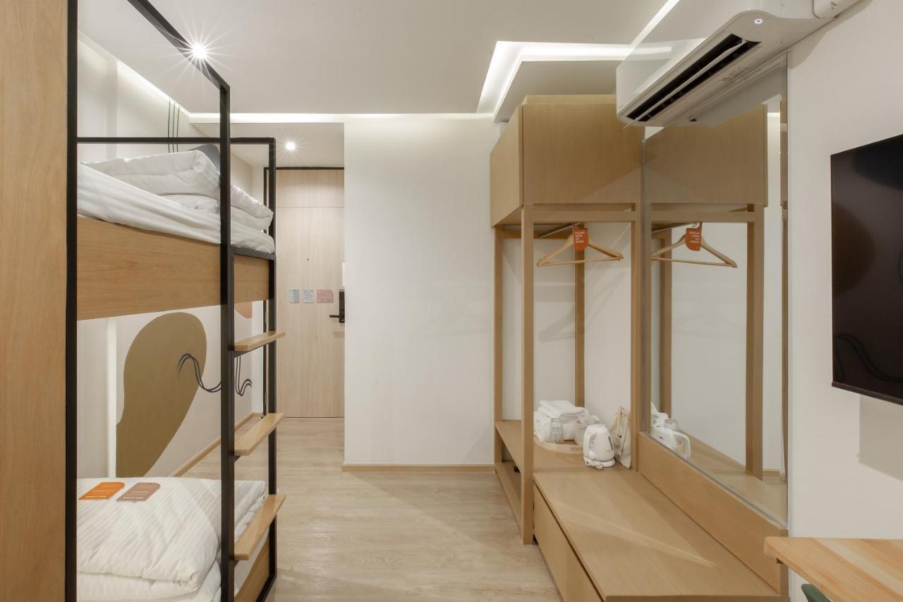 Double B Hostel Бангкок Екстер'єр фото