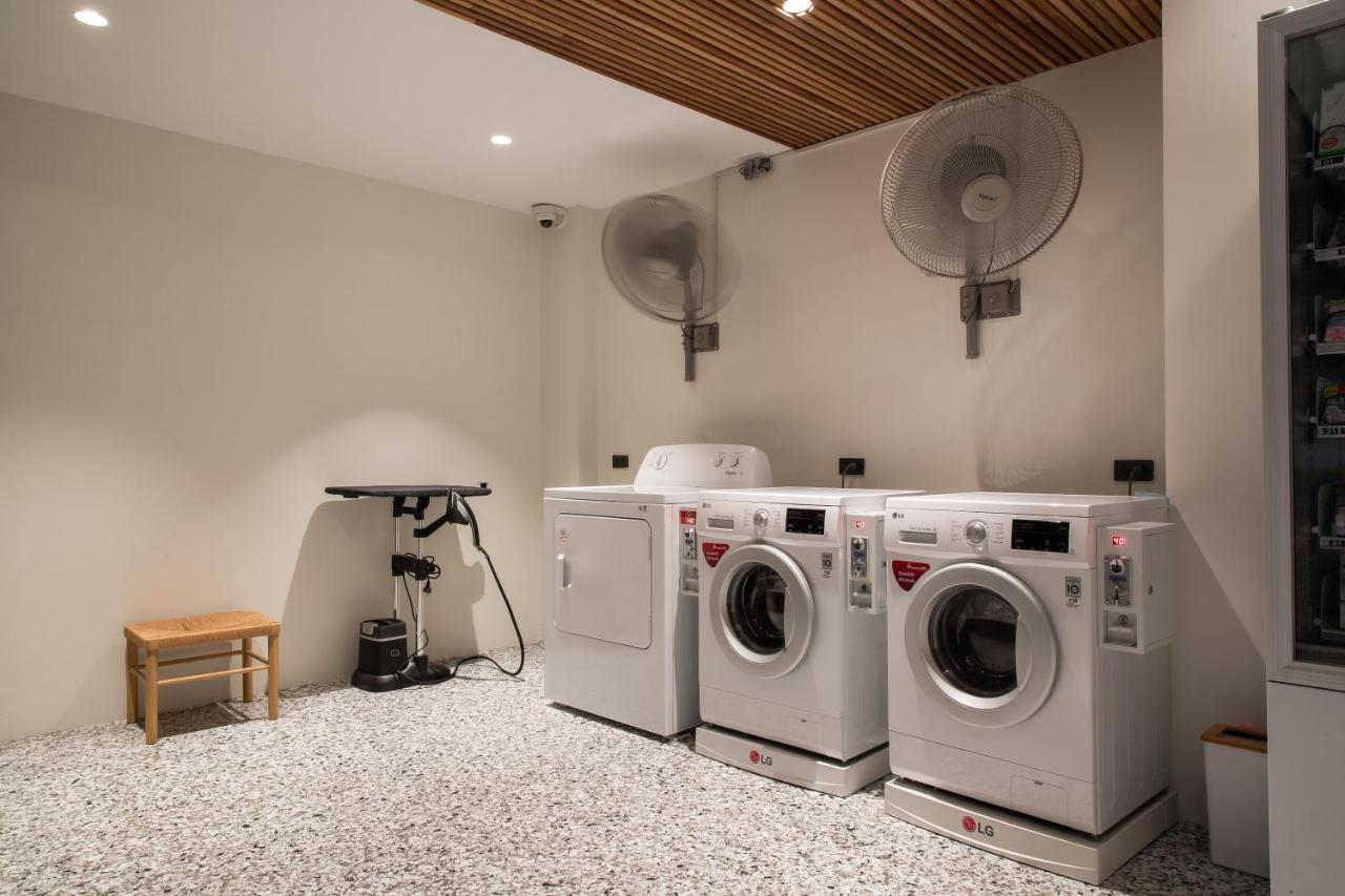Double B Hostel Бангкок Екстер'єр фото