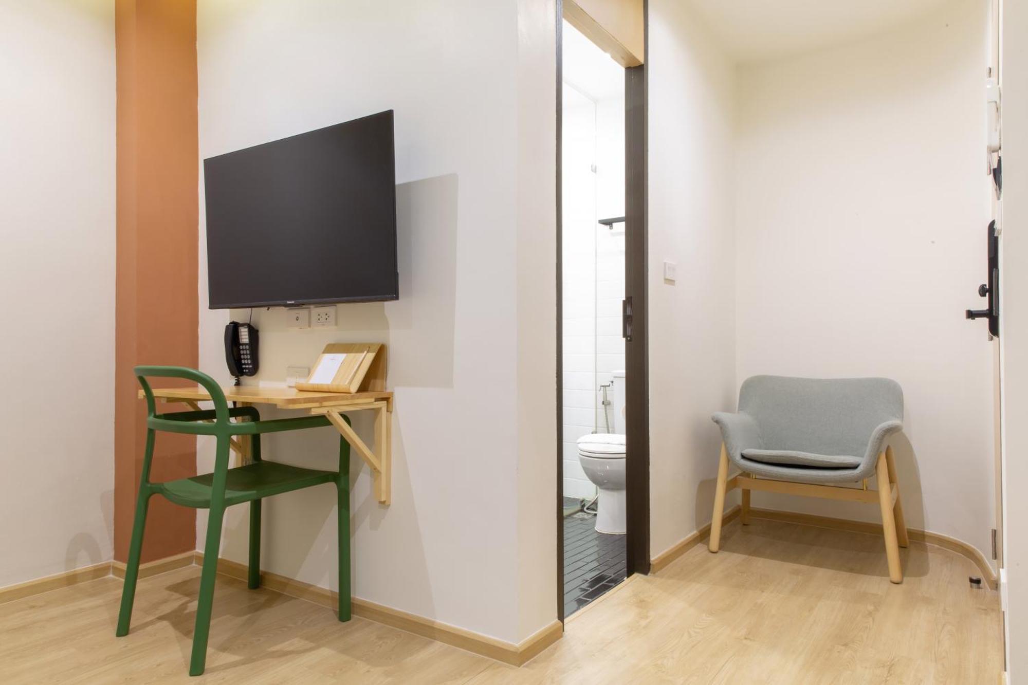 Double B Hostel Бангкок Екстер'єр фото